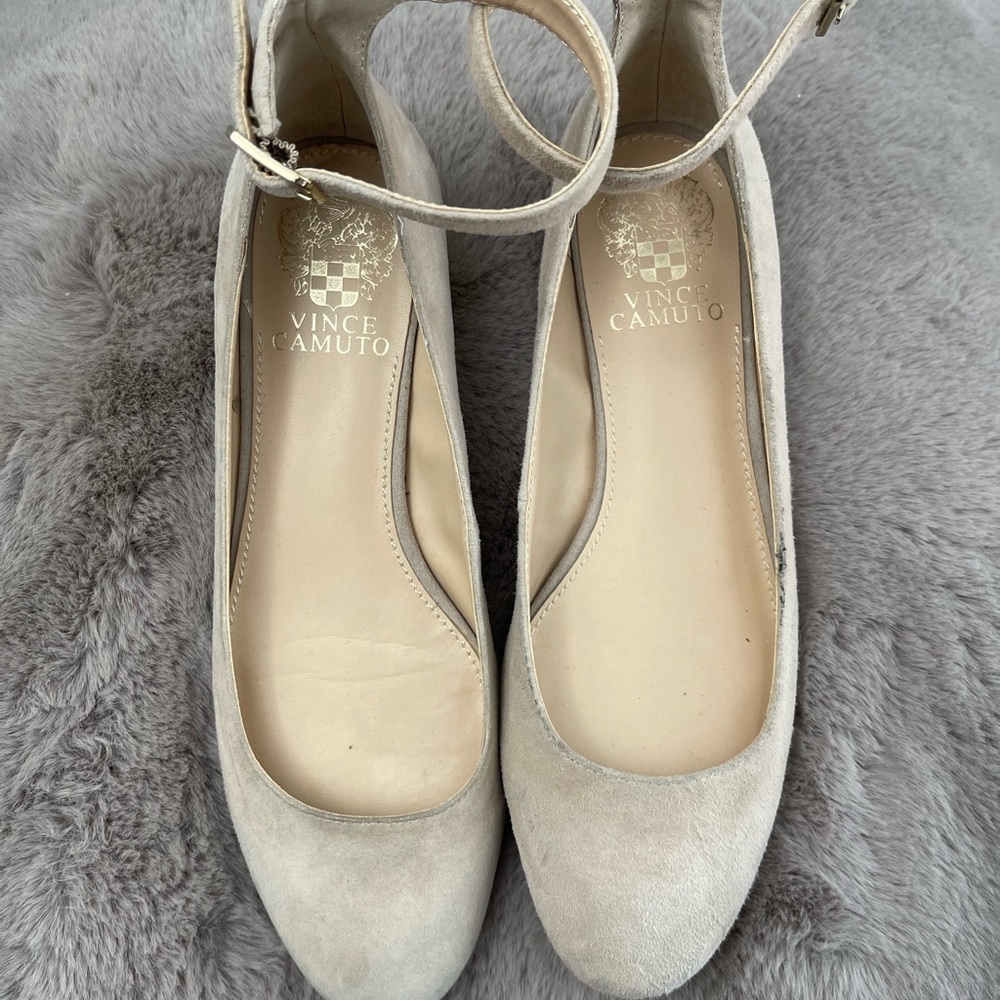 Vince Camuto Cream Suede Flats with Elegant Design